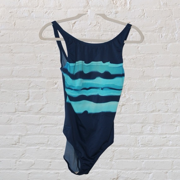 Speedo One Piece Bathing Suit - Picture 1 of 2